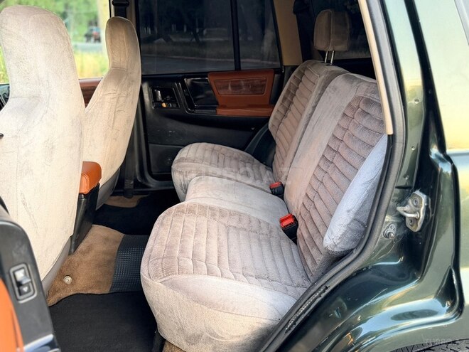 Jeep Grand Cherokee-14