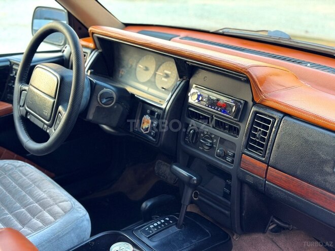 Jeep Grand Cherokee-8
