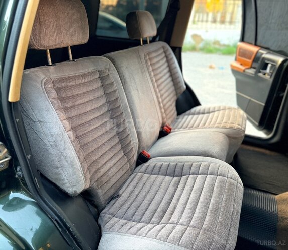 Jeep Grand Cherokee-13