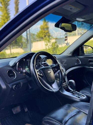 Chevrolet Cruze-8