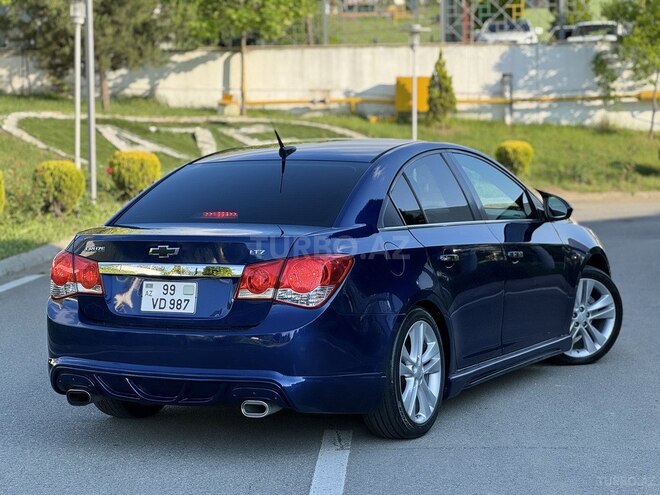 Chevrolet Cruze-6