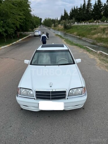 Mercedes C 230-2