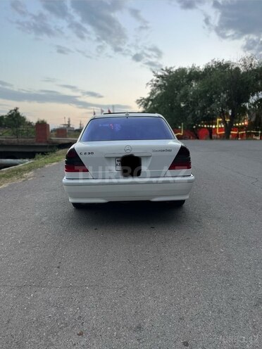 Mercedes C 230-10