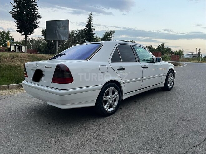 Mercedes C 230-7