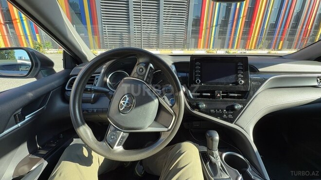 Toyota Camry-18