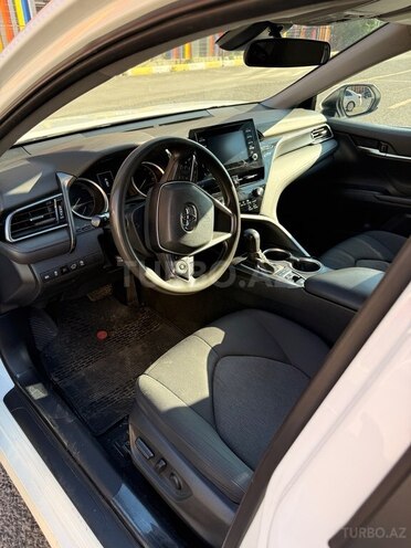 Toyota Camry-9