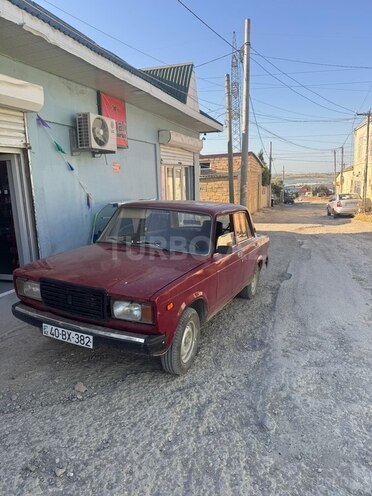 LADA (VAZ) 2107-1
