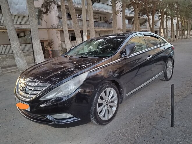 Hyundai Sonata-8