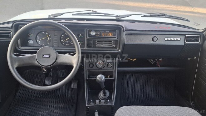 LADA (VAZ) 2107-13