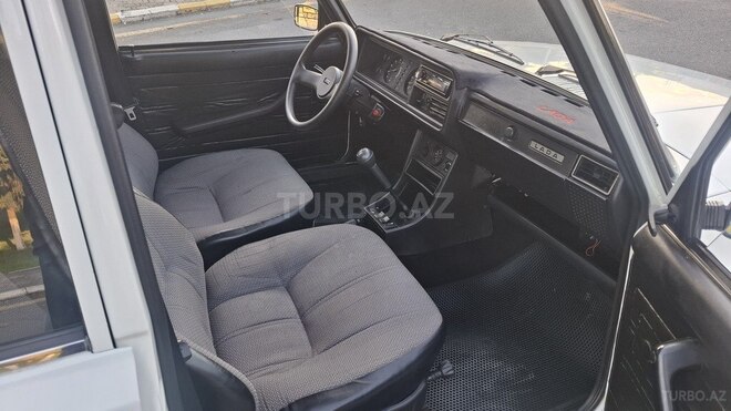 LADA (VAZ) 2107-10