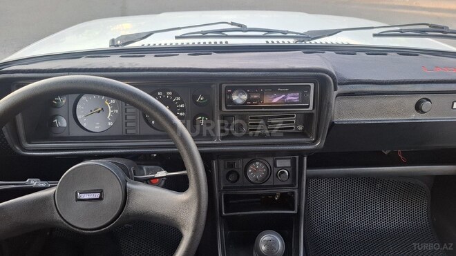 LADA (VAZ) 2107-9