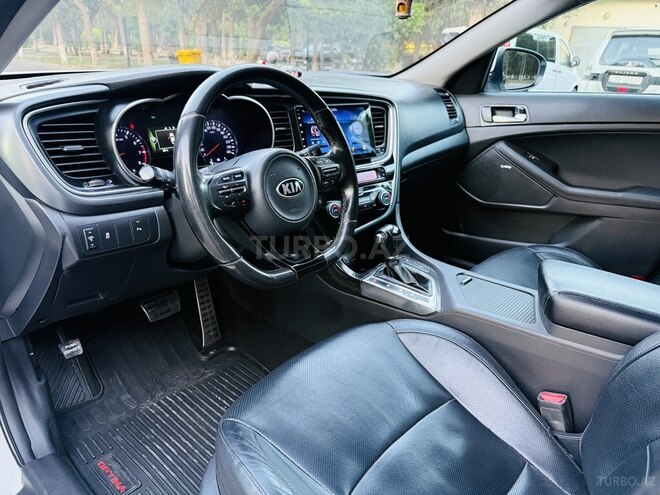 Kia Optima-16