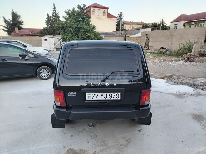 LADA (VAZ) Niva-6