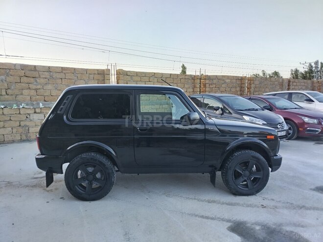 LADA (VAZ) Niva-8