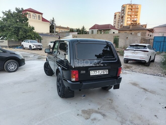 LADA (VAZ) Niva-12