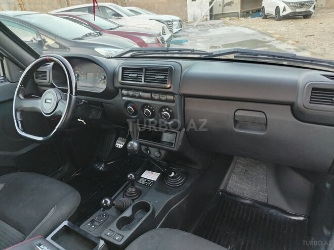LADA (VAZ) Niva-17