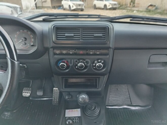 LADA (VAZ) Niva-18