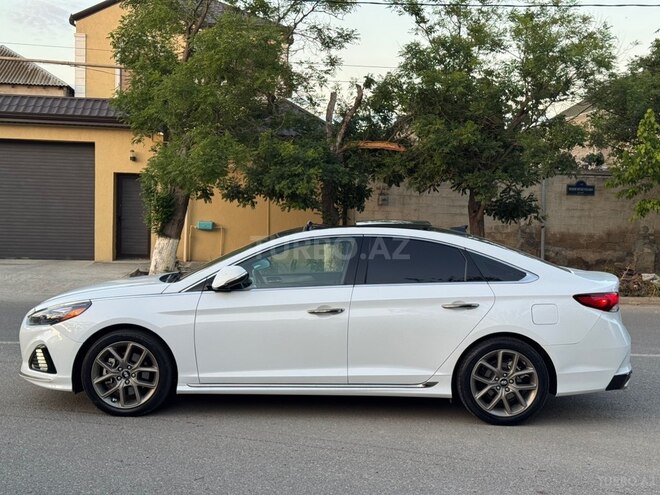 Hyundai Sonata-8