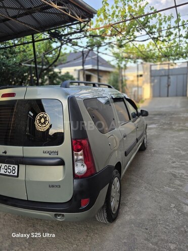 Dacia Logan-5