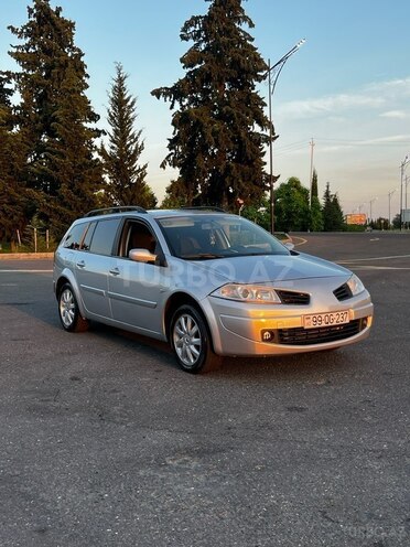 Renault Megane-2