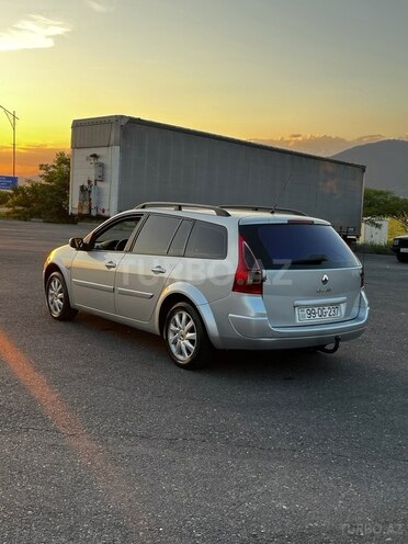 Renault Megane-5