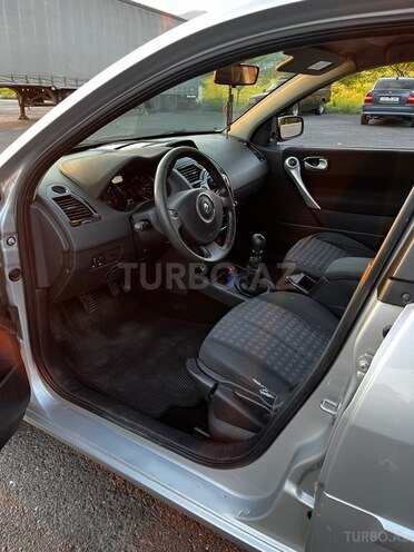 Renault Megane-8