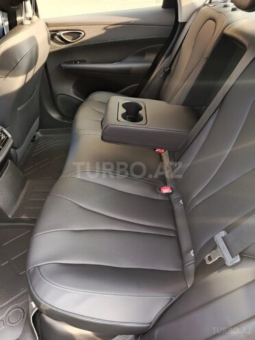 BYD Seal 05-4