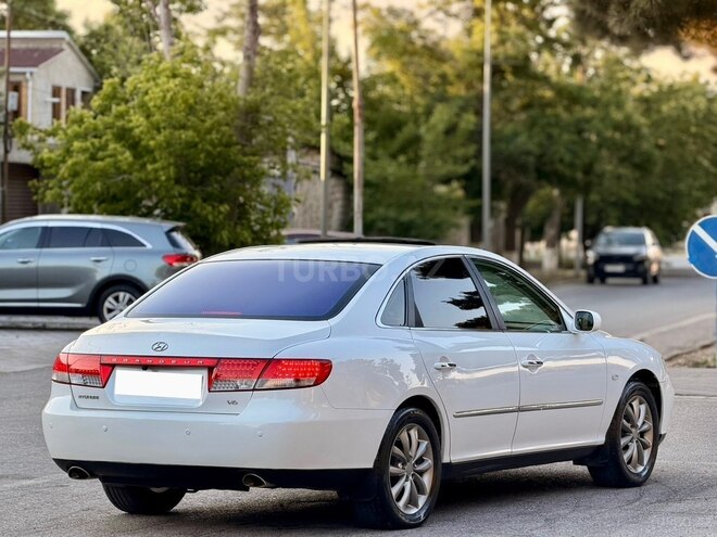 Hyundai Grandeur-12