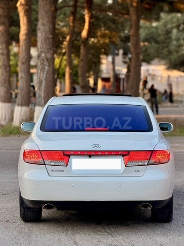 Hyundai Grandeur-11
