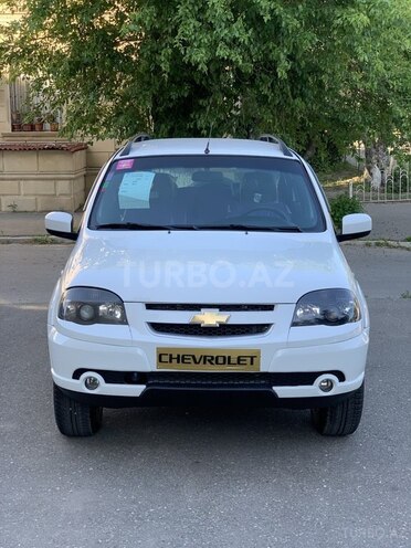 Chevrolet Niva-1