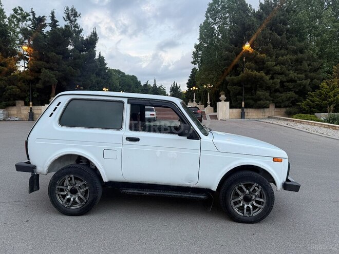 LADA (VAZ) Niva-3