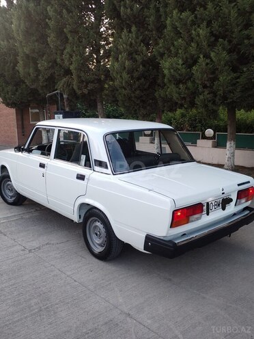 LADA (VAZ) 2107-5