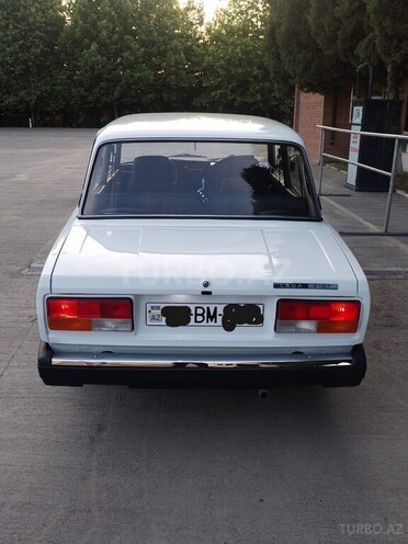 LADA (VAZ) 2107-2