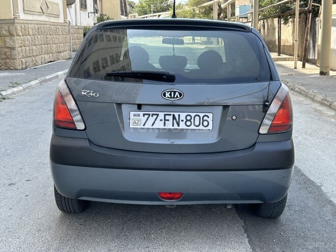 Kia Rio-2