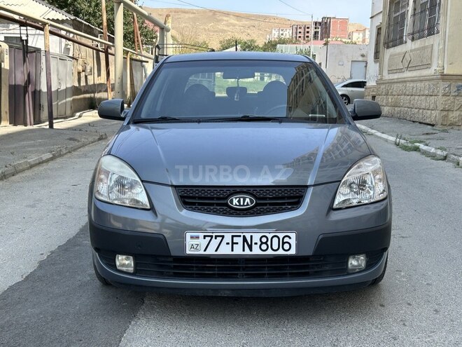 Kia Rio-1