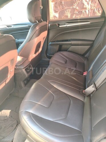 Ford Fusion (North America)-5