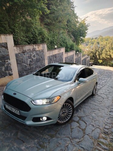 Ford Fusion (North America)-13