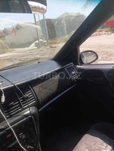 Opel Vectra-5