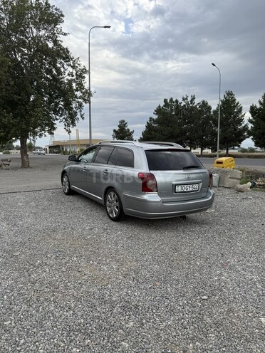 Toyota Avensis-4