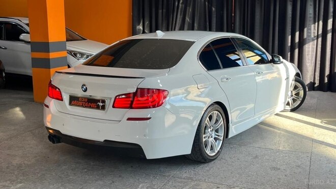 BMW 528-8
