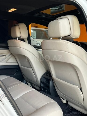 BMW 528-17