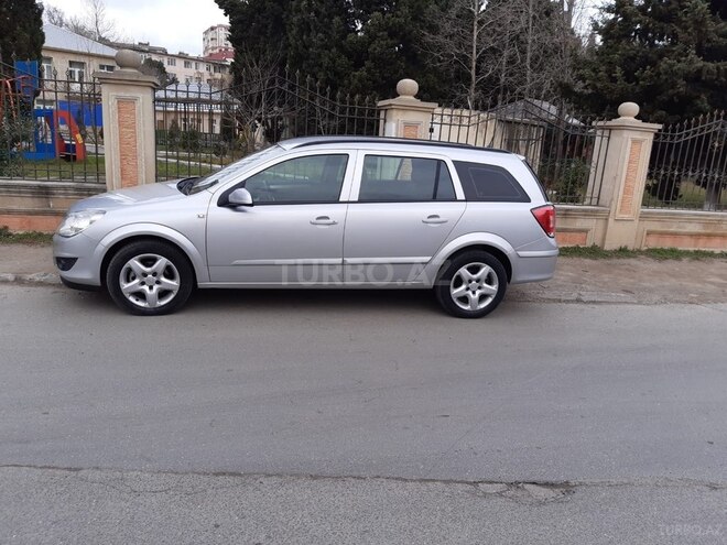 Opel Astra-2