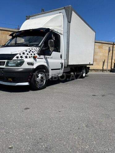 Ford Transit-2