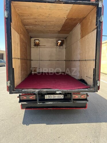 Ford Transit-10
