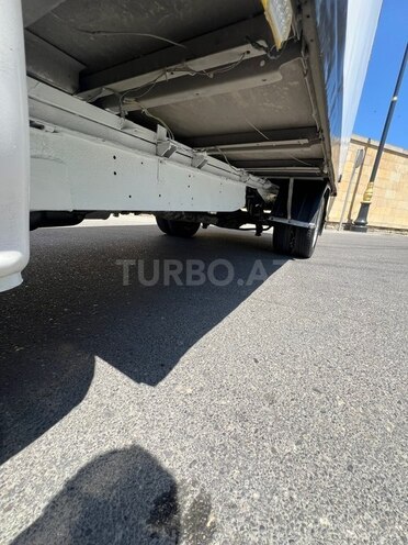 Ford Transit-8