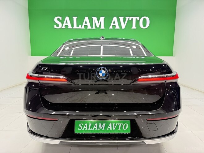 BMW i7-6