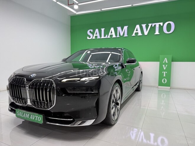 BMW i7-3