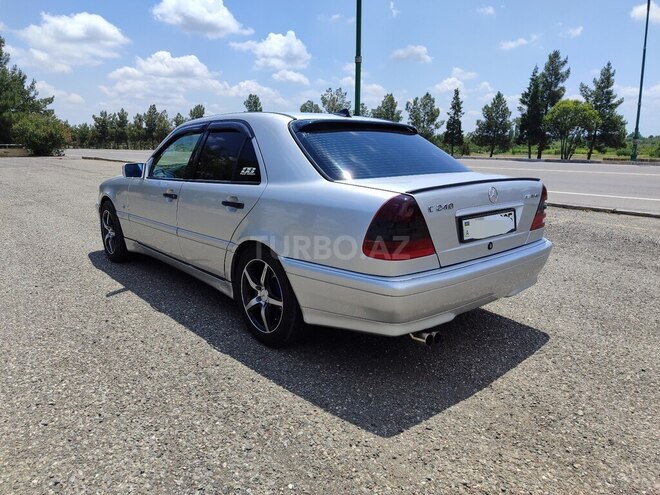 Mercedes C 240-4