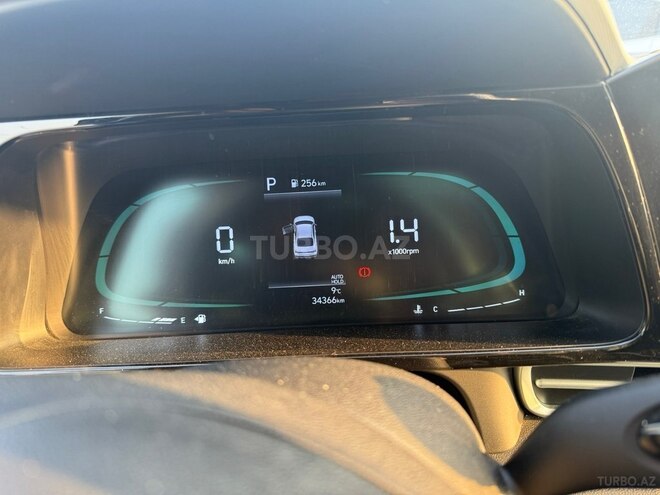 Hyundai Elantra-3