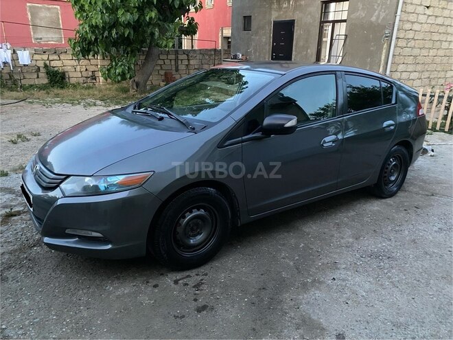 Honda Insight-3